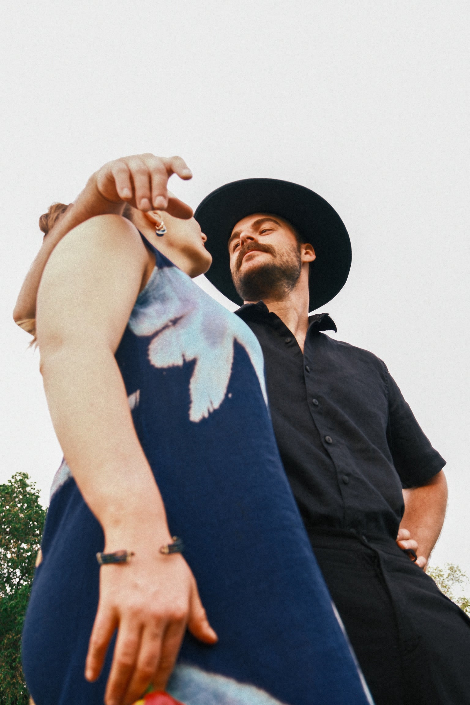 Utku Camp Linen Shirt in Black — back view