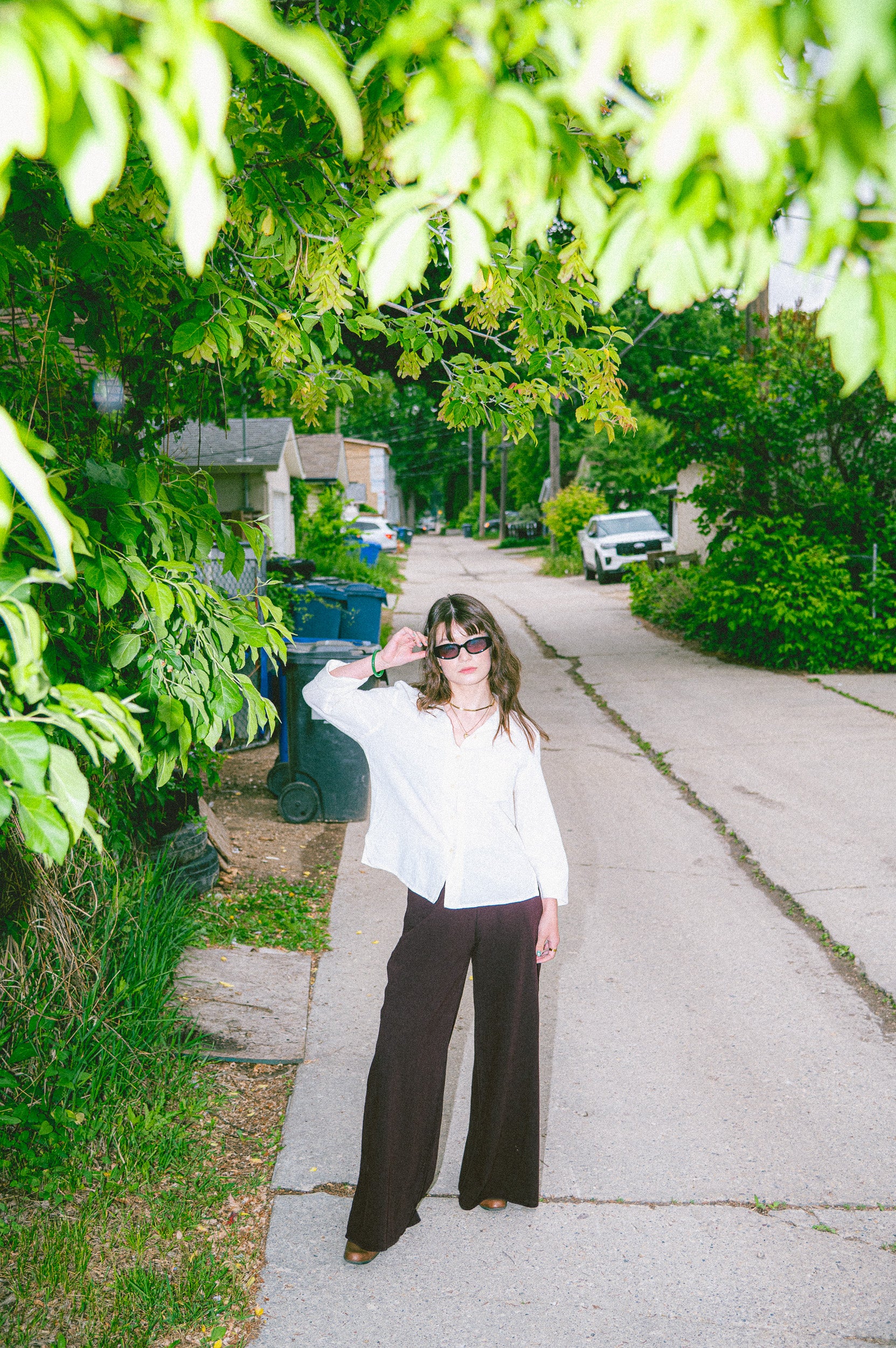 Model wearing Utku Crop Shirt — crinkle cotton