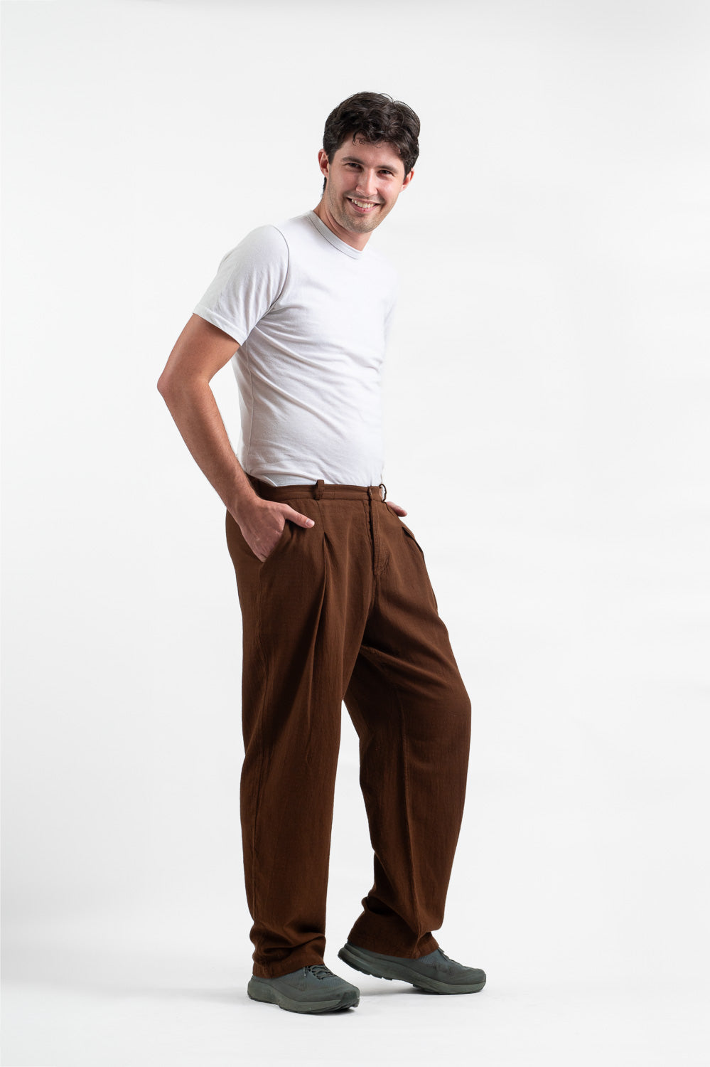 Utku Pleated Crinkle Cotton Pants in Tobacco Brown