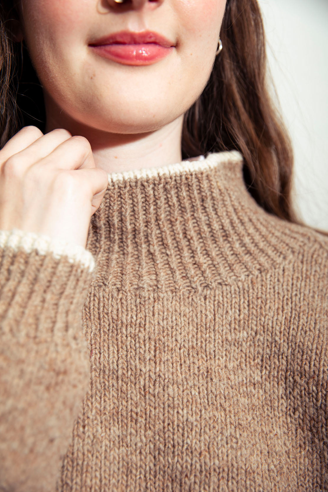 100% Wool Hand Knitted Pullover - Artisan Cropped Sweater